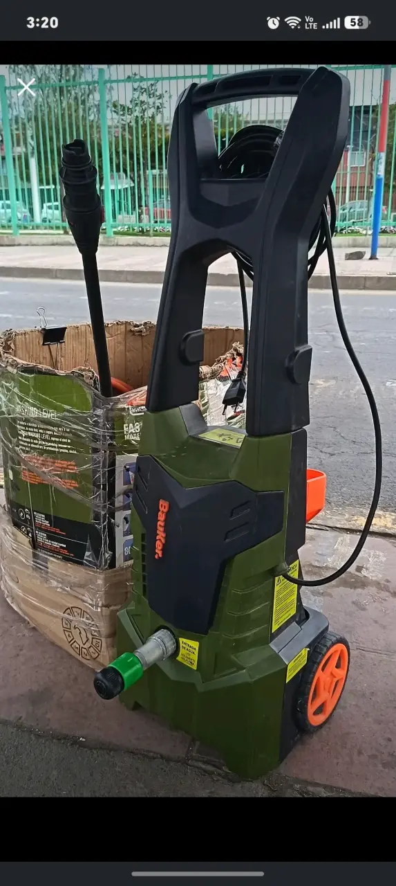Hidrolavadora Bauker de alta presión