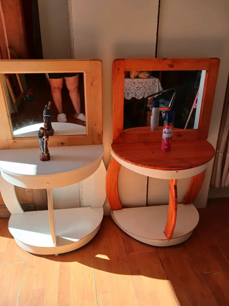 Conjunto de tocadores de madera con espejo - 4