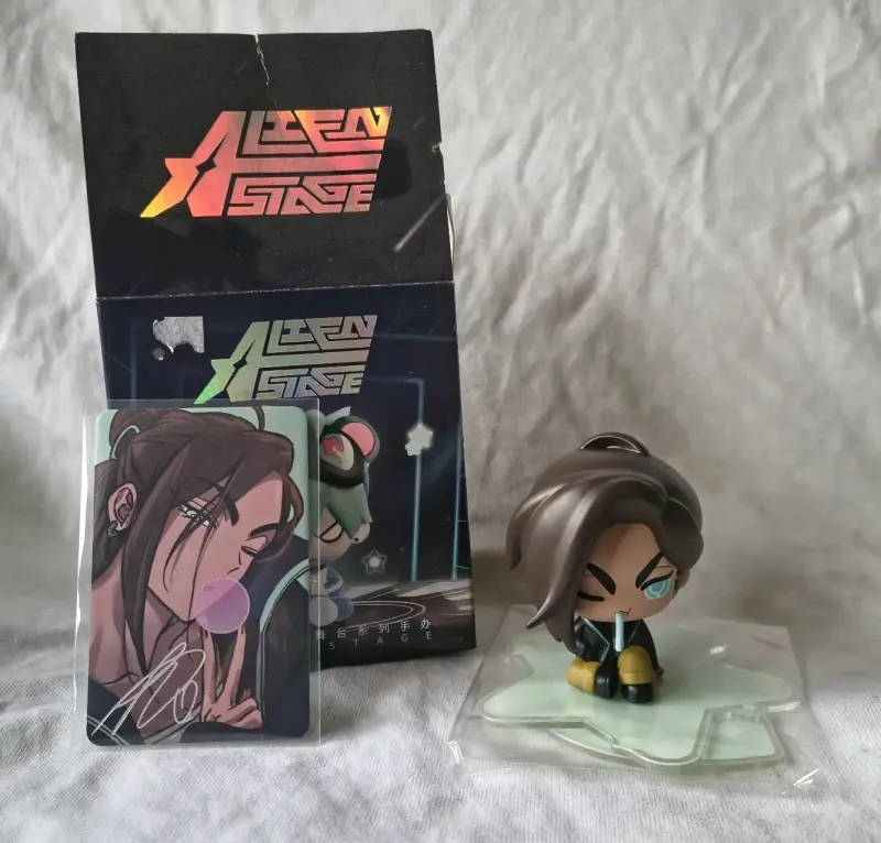 Figura coleccionable Hyuna Alien Stage