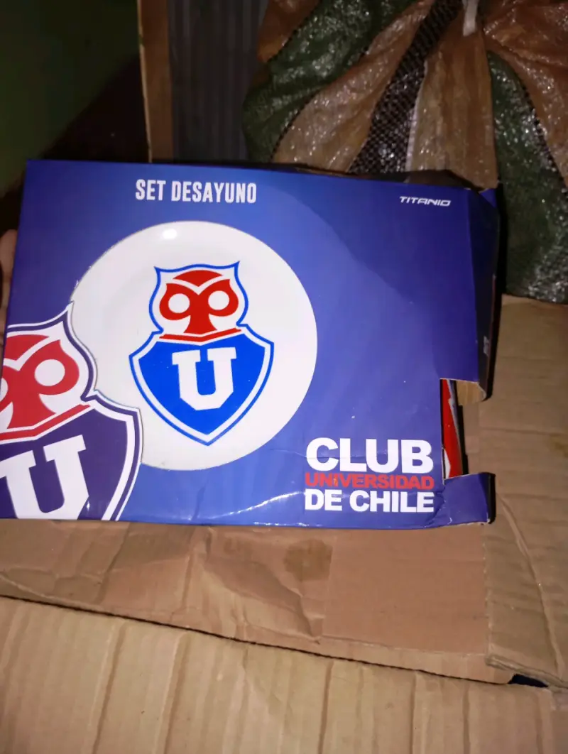 Set de desayuno Universidad de Chile con taza y platos - 2