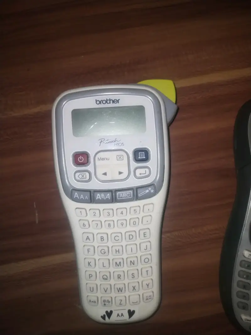 Rotuladora Brother P-touch H105 portátil