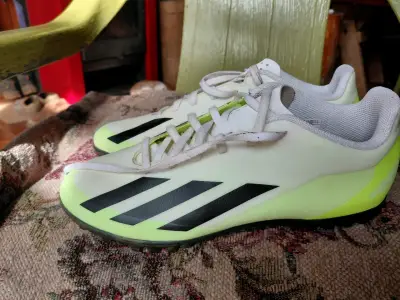 Zapatillas deportivas Adidas Crazyfast blancas y verdes - miniatura 1