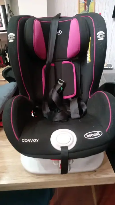 Silla de Auto Bebesit Convoy Negra y Fucsia - miniatura 2