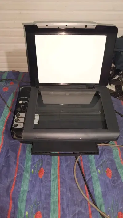 Impresora multifuncional Epson CX5600 usada - miniatura 2