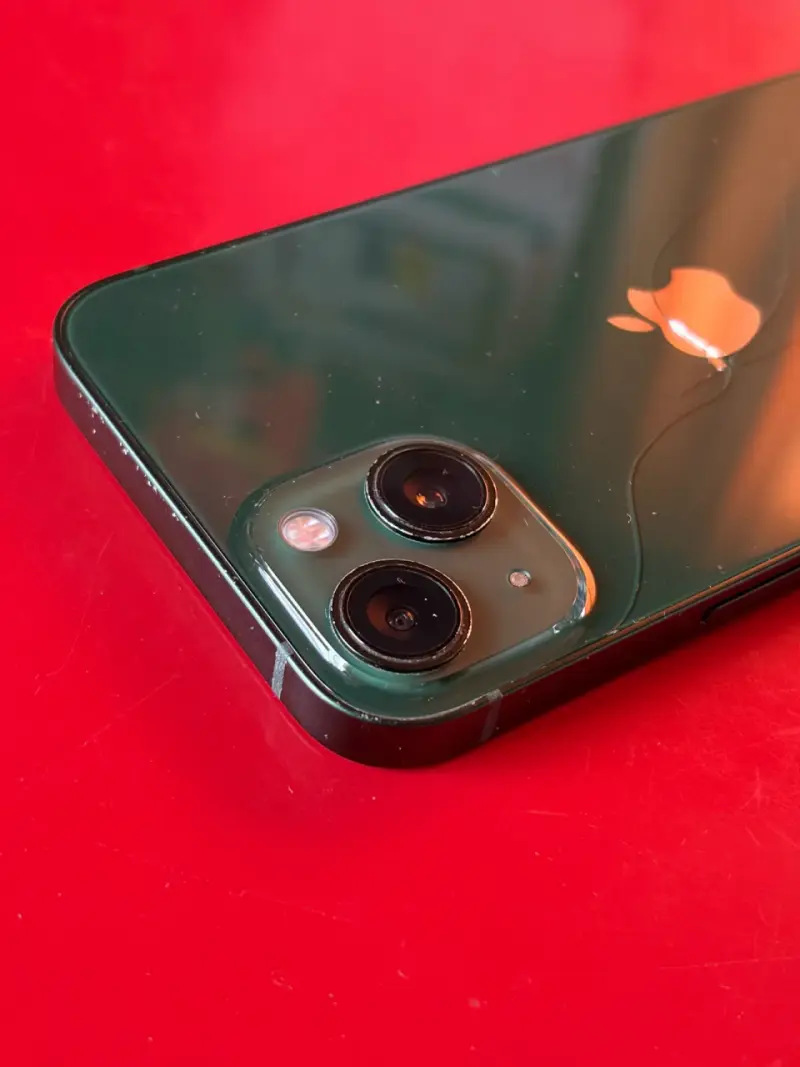 iPhone 13 128GB Verde - 2