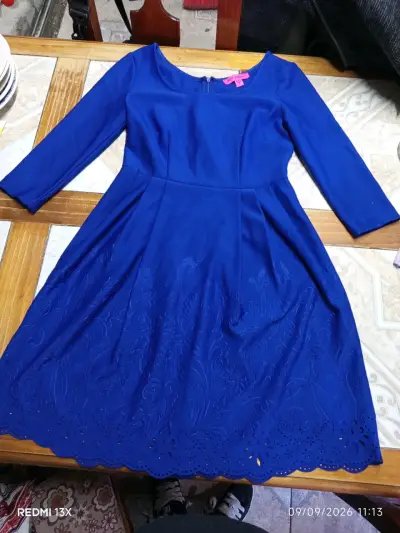 Vestido azul Betsey Johnson con diseño floral - miniatura 1
