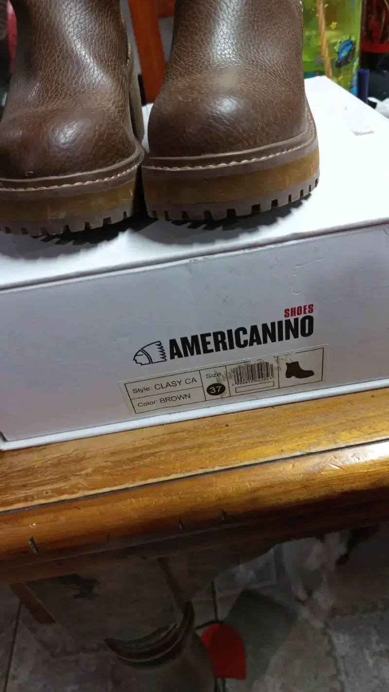 Botines de cuero con tacón  tachas Americanino - 4
