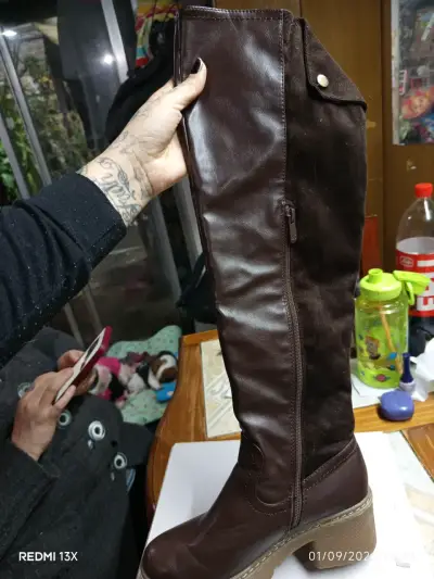 Botas de cuero marrón con tacón alto - miniatura 5