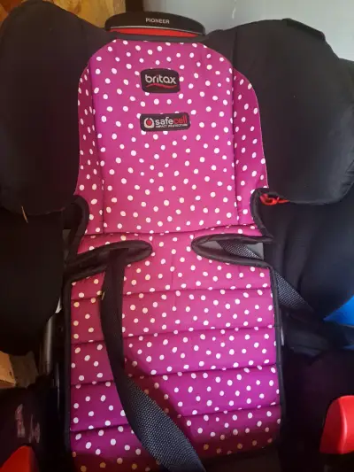 Silla de auto Britax Pioneer con protección SafeCell - miniatura 1