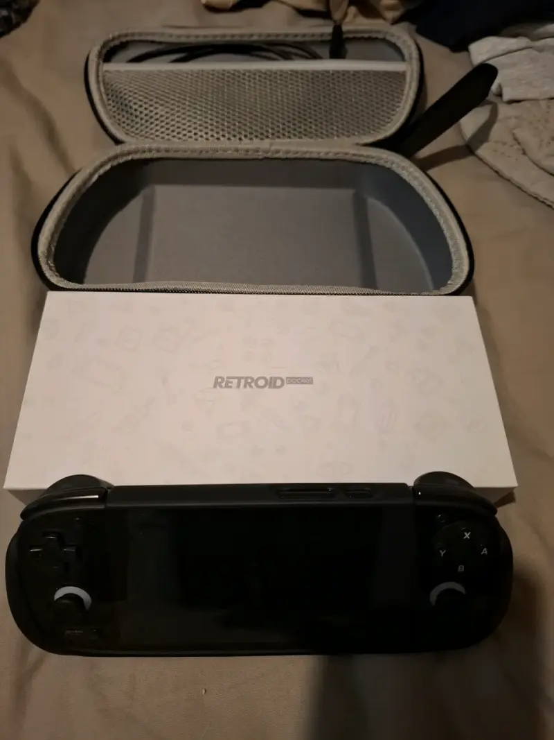 Consola RETROID POCKET 5 - 4