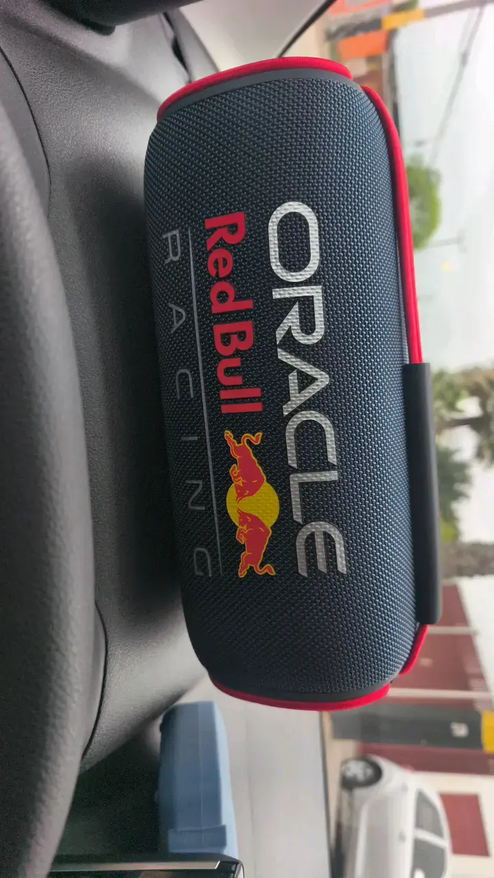 Parlante Portátil Oracle Red Bull Racing - 2