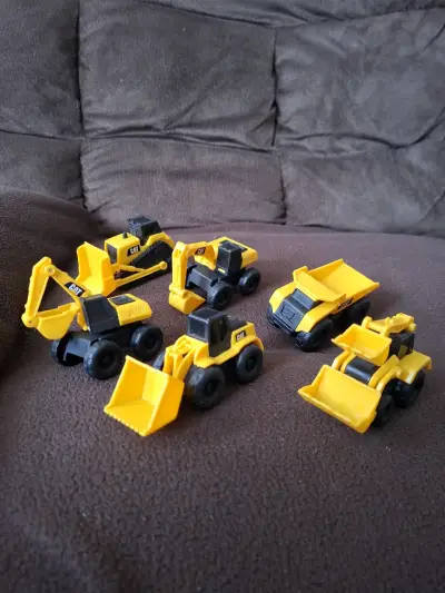 Set de vehículos de construcción CAT miniatura - miniatura 1