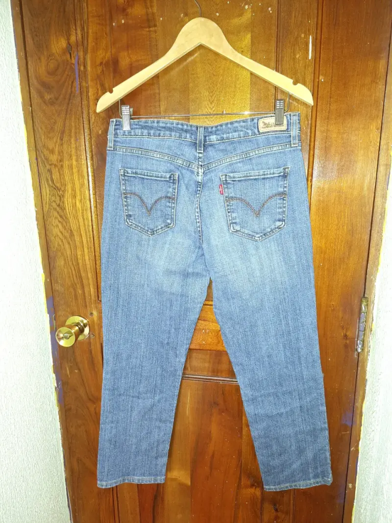Jeans de mezclilla azul para mujer - 2