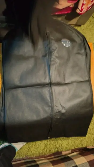 Funda Protectora para Trajes Negra - miniatura 2