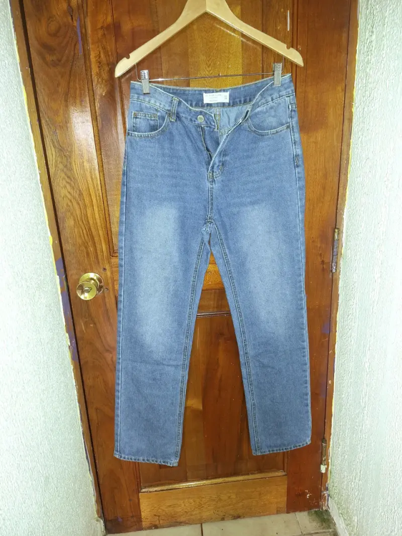 Jeans de mezclilla azul para mujer - 1