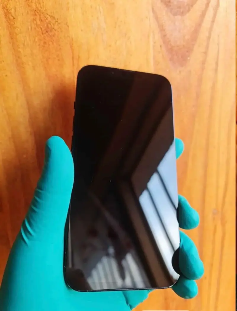 iPhone 12 Pro 128GB en buen estado - 2