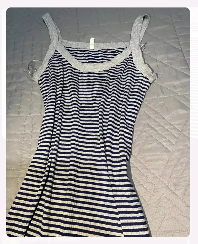 Polera de tirantes a rayas azul y gris - 2