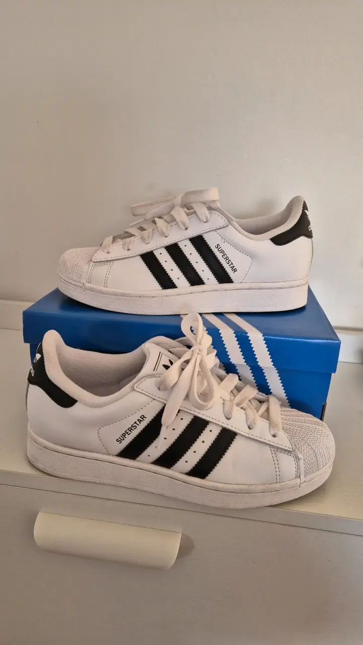 Zapatillas Adidas Superstar - 1
