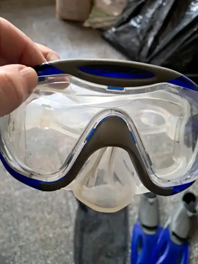 Equipo de snorkel Speedo azul con aletas y máscara - miniatura 4