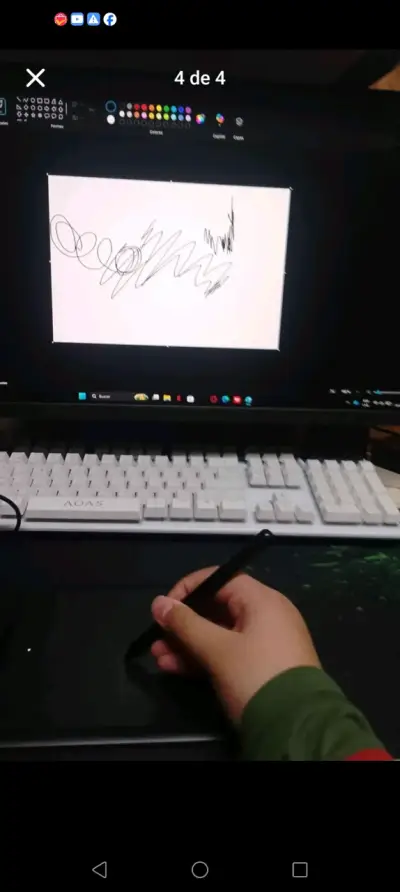 Tableta Wacom One Small Negra y Roja - miniatura 6