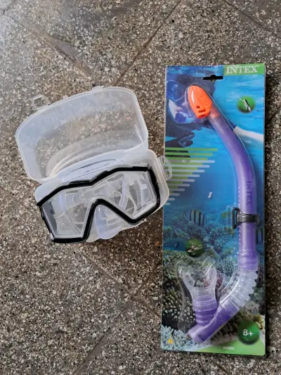 Set de snorkel Intex para niños con máscara y tubo - miniatura 1