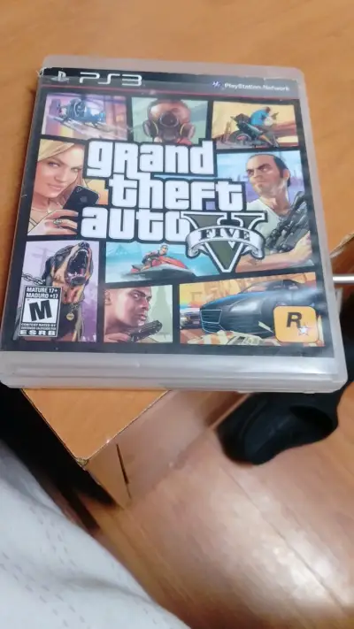 Grand Theft Auto V para PS3 Físico Usado - miniatura 3