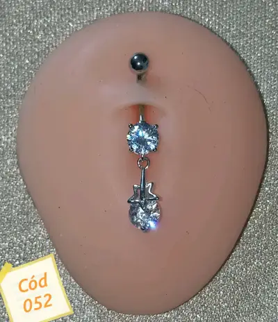 Piercing de ombligo con colgante - miniatura 1