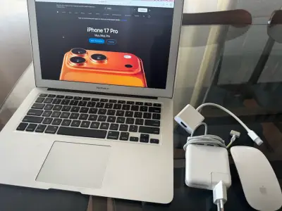 MacBook Air 13 pulgadas Early 2015 en buen estado - miniatura 5