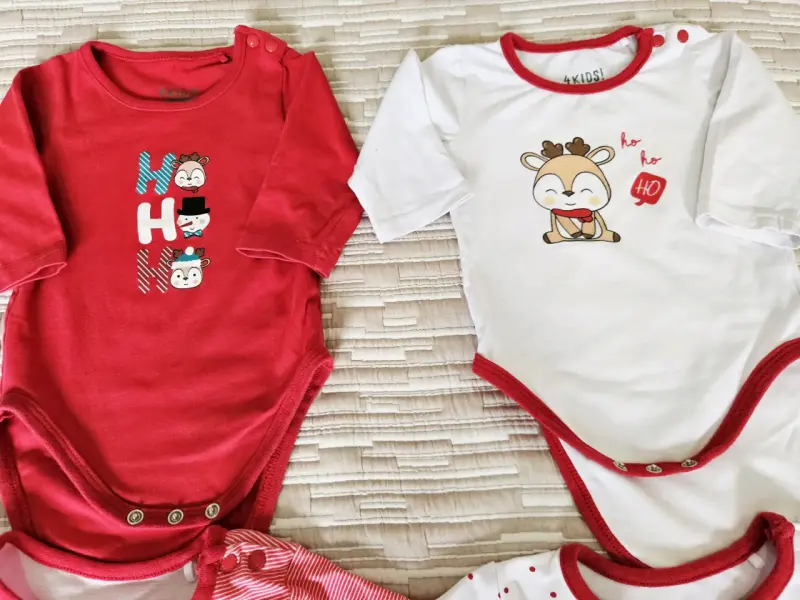 Conjunto de bodies y enteritos para bebé - 4