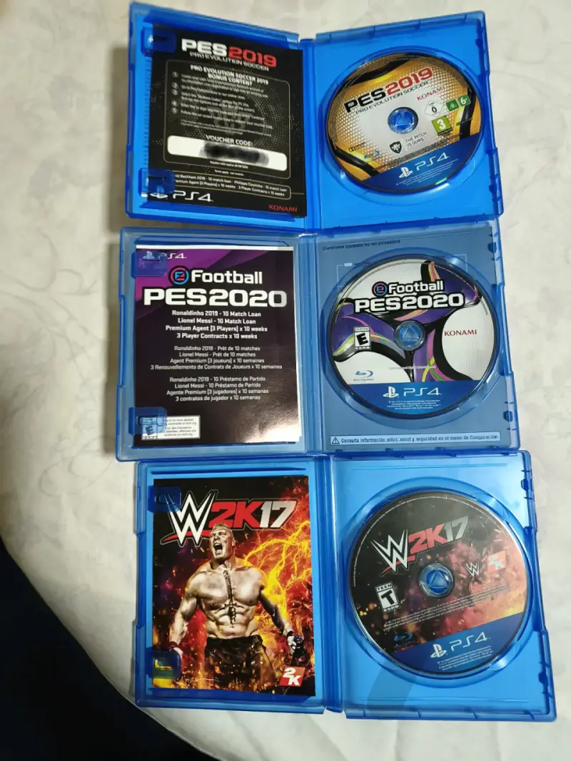 Lote de juegos PS4 PES 2019, PES 2020 y WWE 2K17 - 3