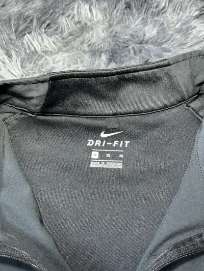 Polerón Nike Drifit Negro - miniatura 5