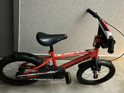 Bicicleta infantil Mountain Gear roja para niños - miniatura 4