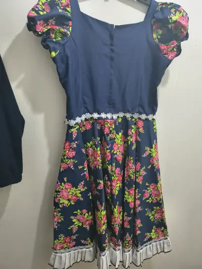 Vestido de cueca floral azul - miniatura 1