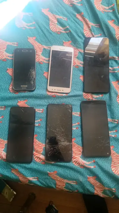 Lote de celulares para reparación - miniatura 2