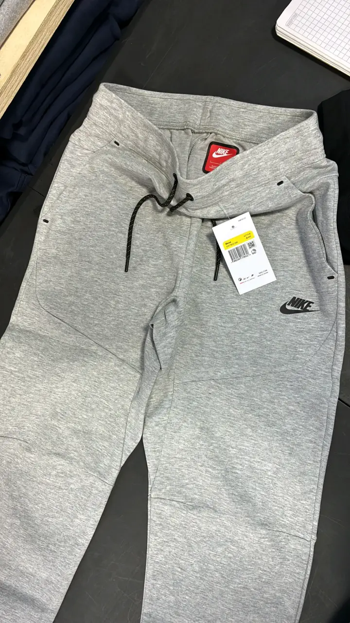 Buzos Nike tech calidad PK - 3
