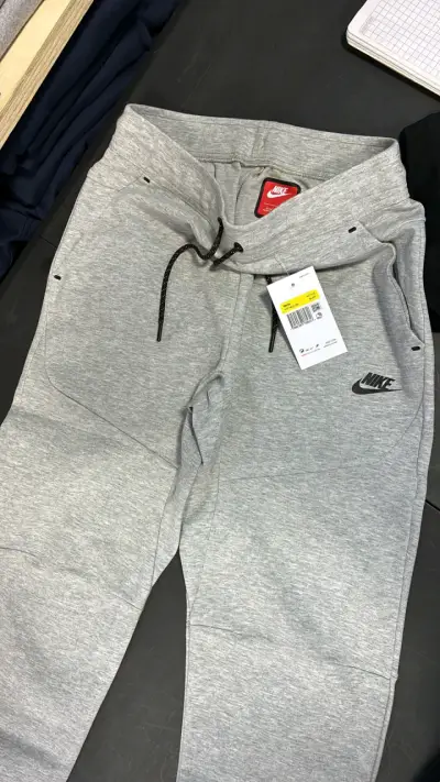 Buzos Nike tech calidad PK - miniatura 3