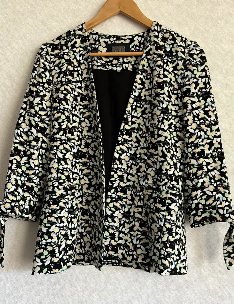 Blazer floral para mujer con mangas 3/4