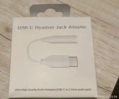 Adaptador USB-C a Jack 3.5mm para Auriculares - miniatura 1