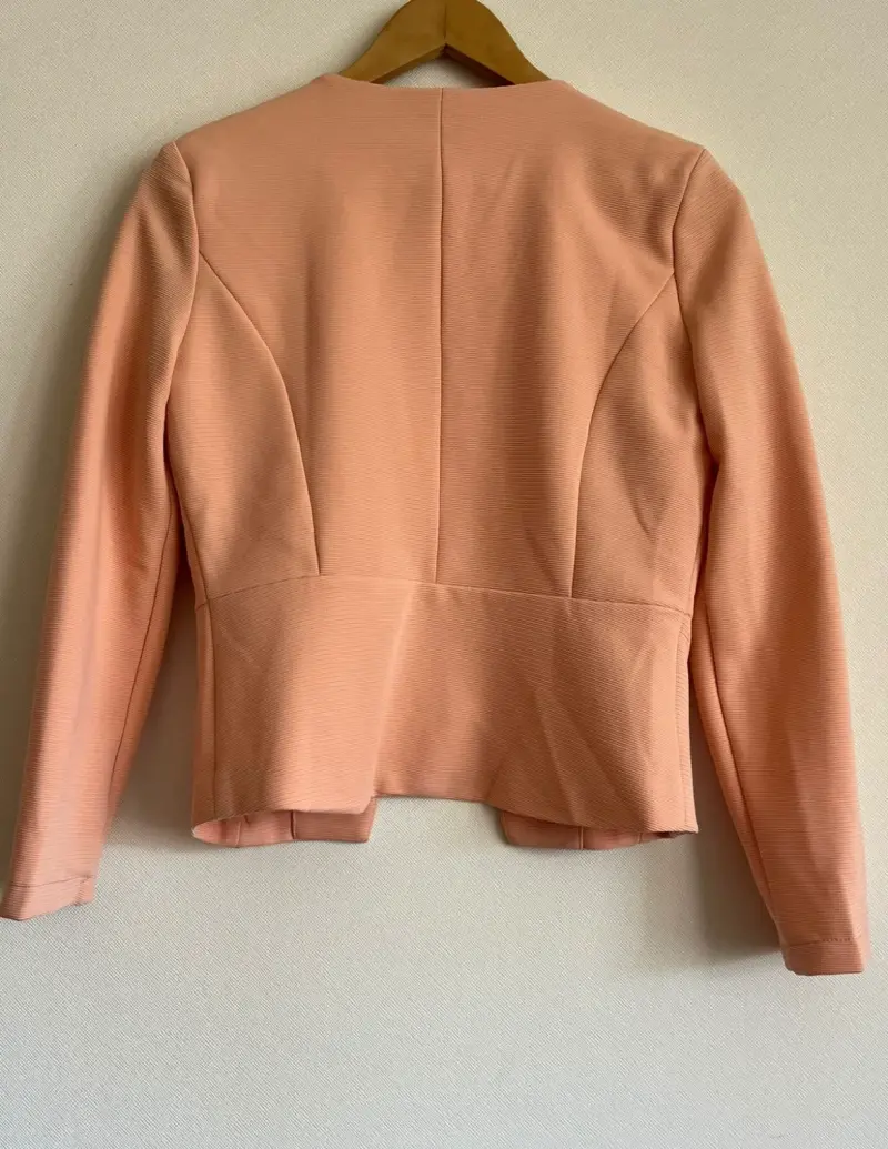 Blazer rosado para mujer con cierre NRG - 2