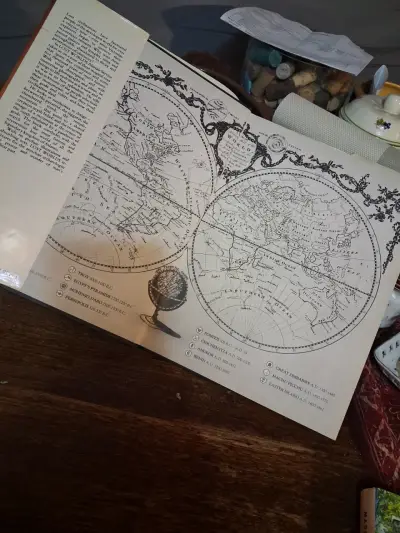 Libro 'Lost Worlds' de Alastair Service - miniatura 3