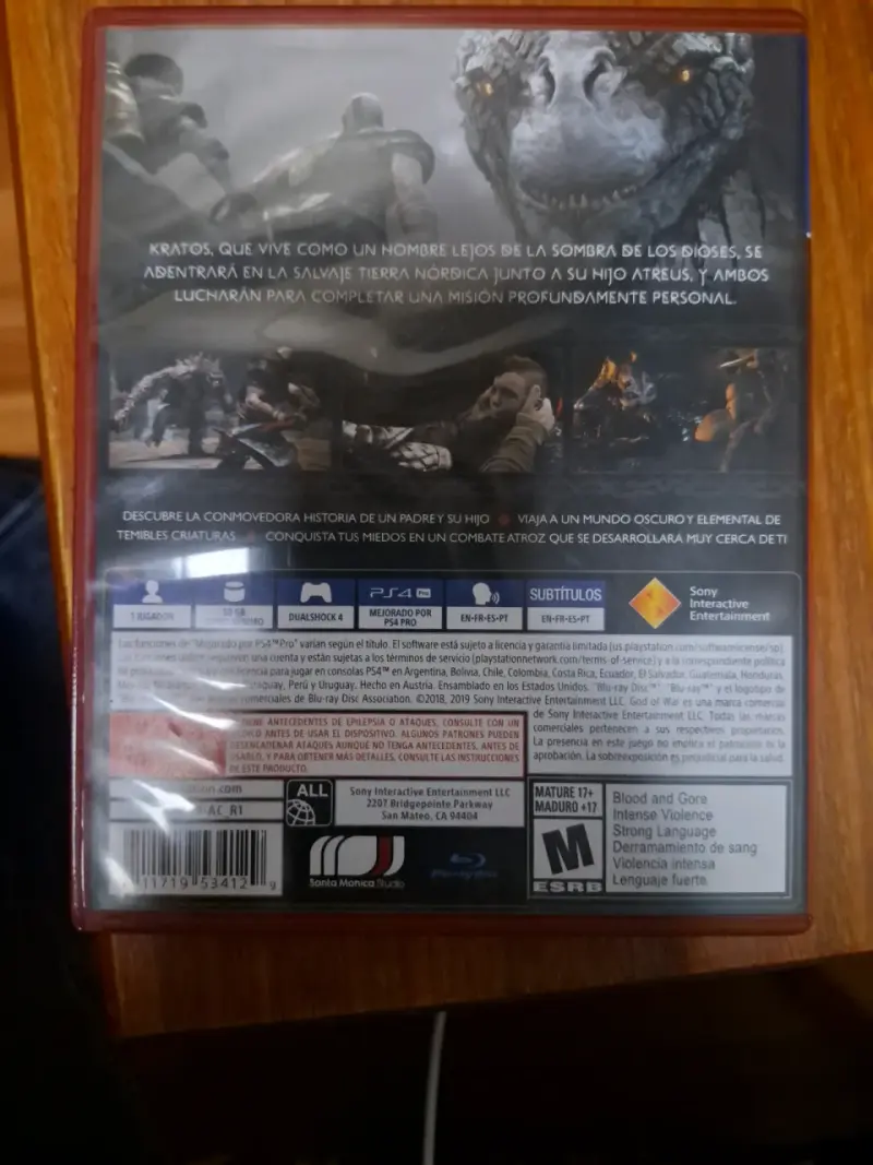 God of War para PS4 en excelente estado - 2