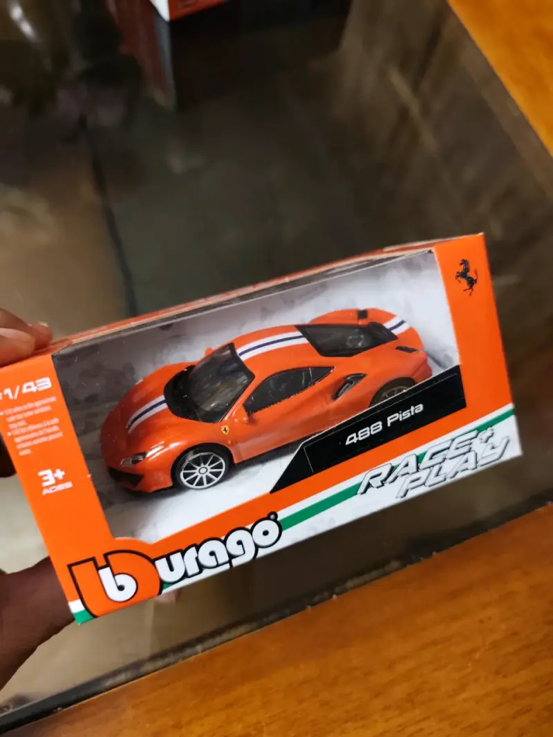 Set de autos a escala Ferrari Bburago 1/43 - 5