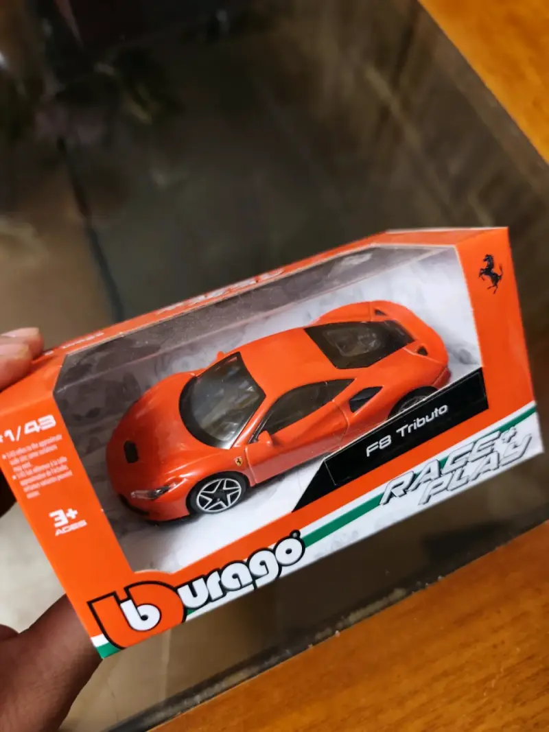 Set de autos a escala Ferrari Bburago 1/43 - 6