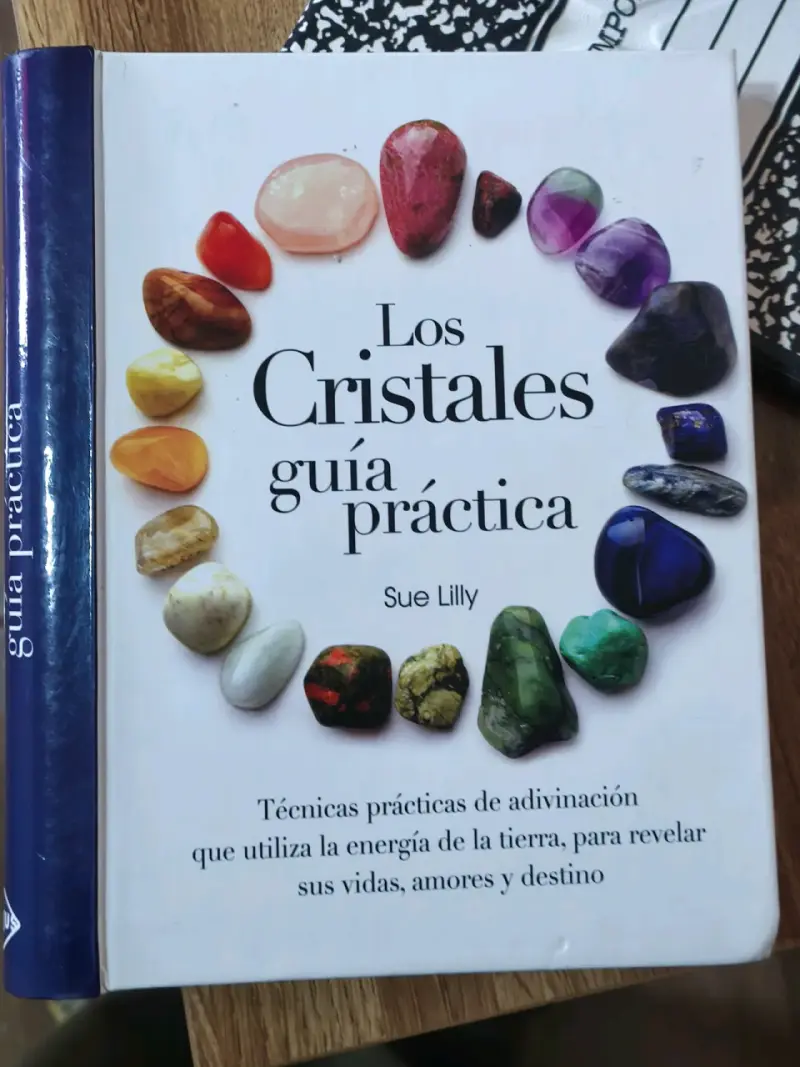 Libro 'Los Cristales: Guía Práctica' de Sue Lilly - 2
