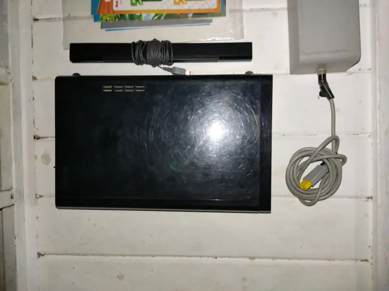 Consola Nintendo Wii U con accesorios y juegos - 2