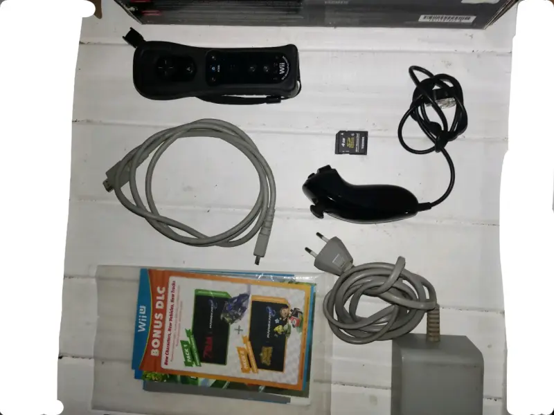 Consola Nintendo Wii U con accesorios y juegos - 3