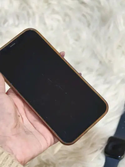 iPhone 12 Pro y Apple Watch en buen estado - miniatura 5
