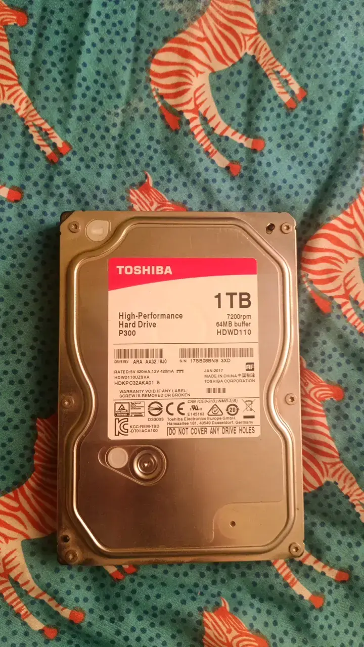 Disco duro Toshiba 1TB P300 7200rpm - 1