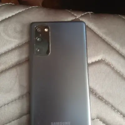 Smartphone Samsung Galaxy en buen estado - miniatura 2