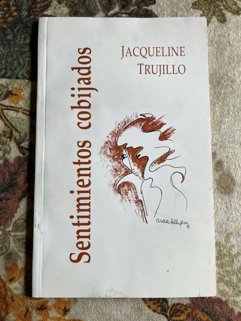 Libro Sentimientos Cobijados de Jacqueline Trujillo - 1
